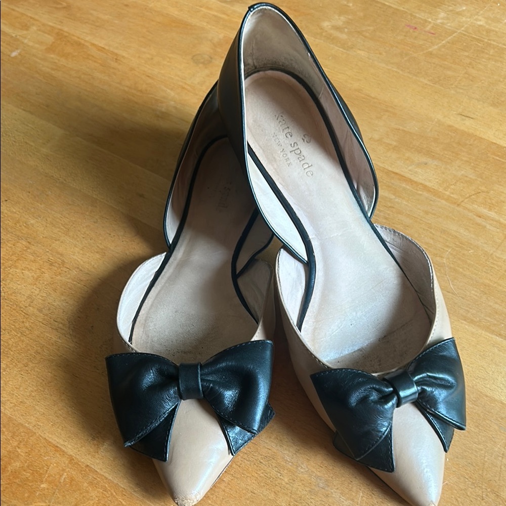 Kate Spade Black and Tan Leather Flats